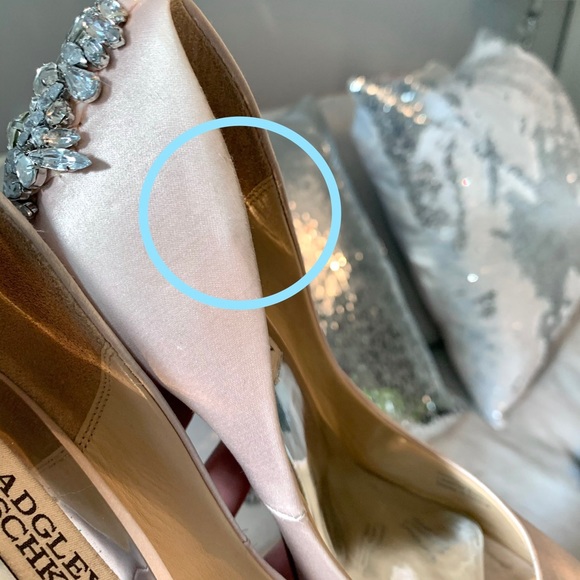 Jewelled peep toe pump by Badgley Mischka / 7 US - Picture 2 of 6